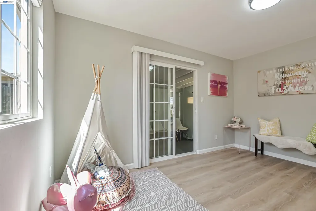 1111 Stonington Avenue San Pablo CA 94806