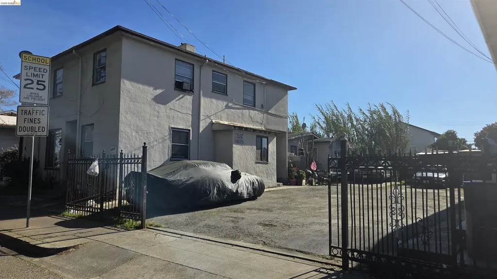 10419 San Leandro Street Oakland CA 94603