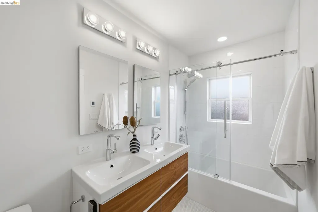 753 Peralta Avenue Berkeley CA 94707