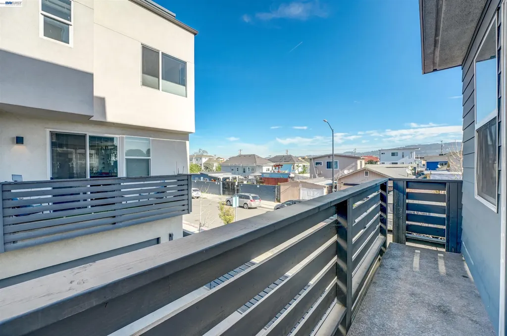 3933 Wattling Street Oakland CA 94601