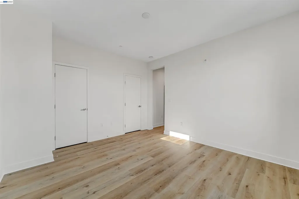 3933 Wattling Street Oakland CA 94601