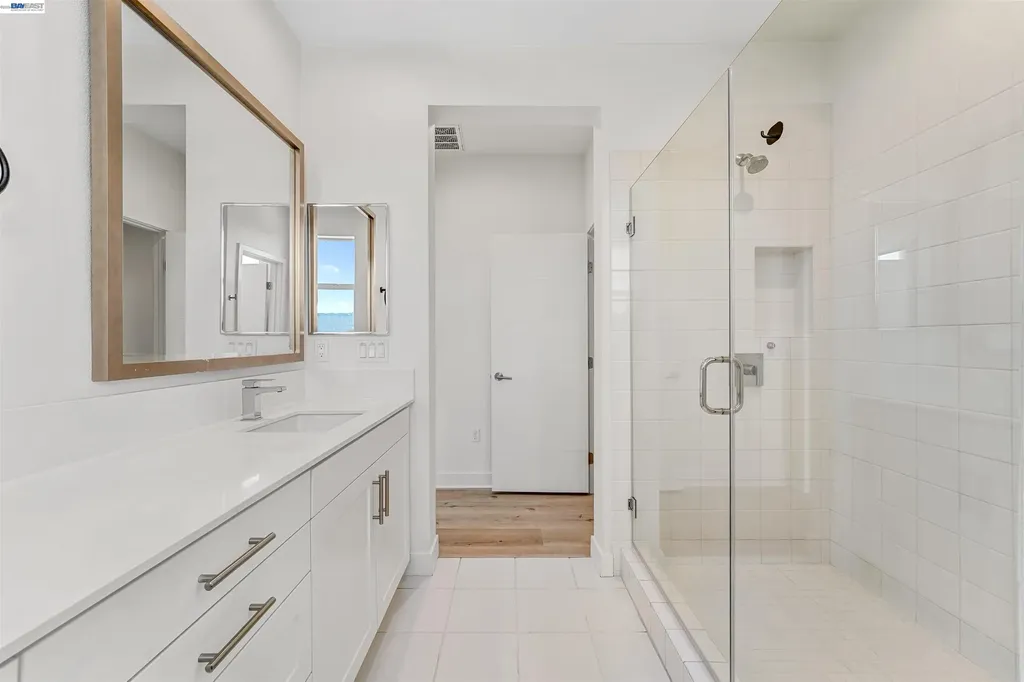 3933 Wattling Street Oakland CA 94601