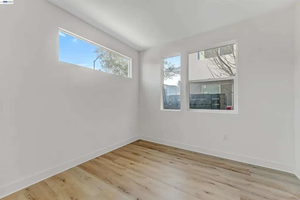 3933 Wattling Street Oakland CA 94601