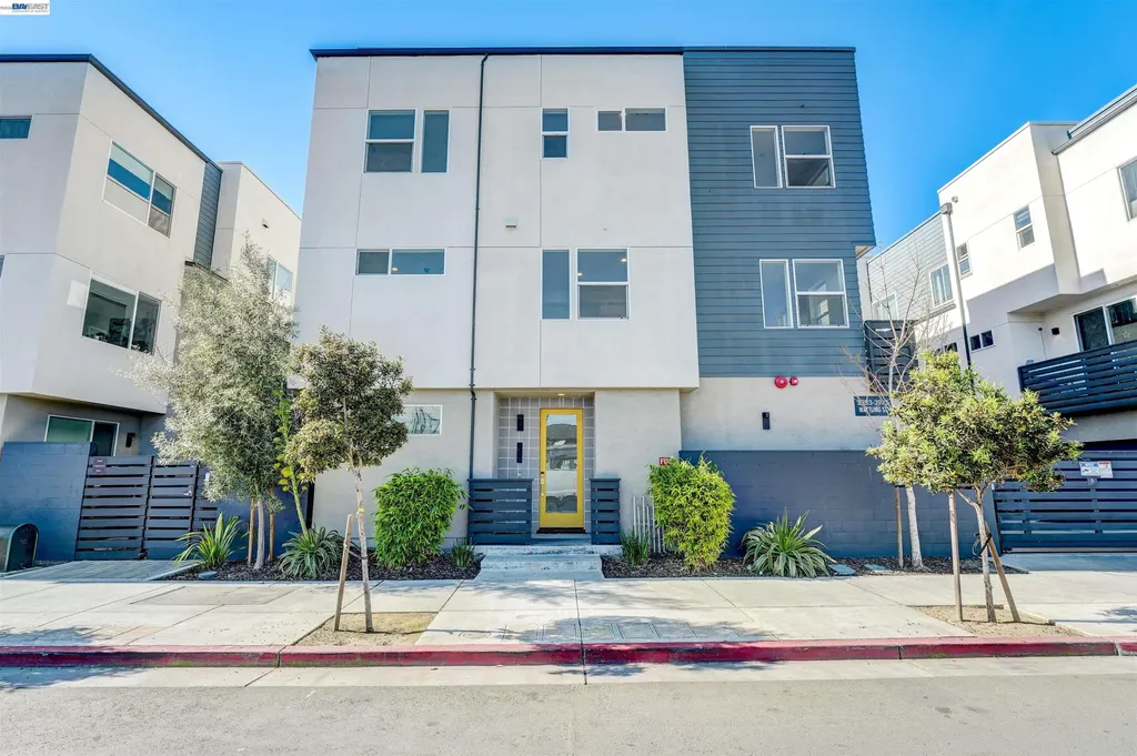 3933 Wattling Street Oakland CA 94601
