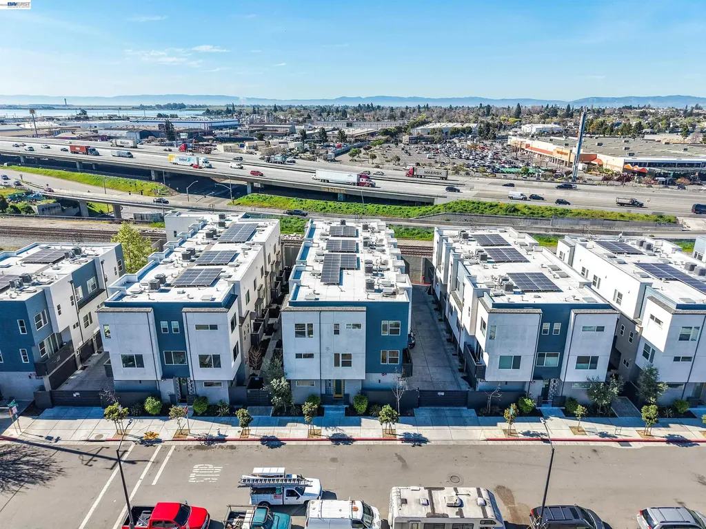 3933 Wattling Street Oakland CA 94601