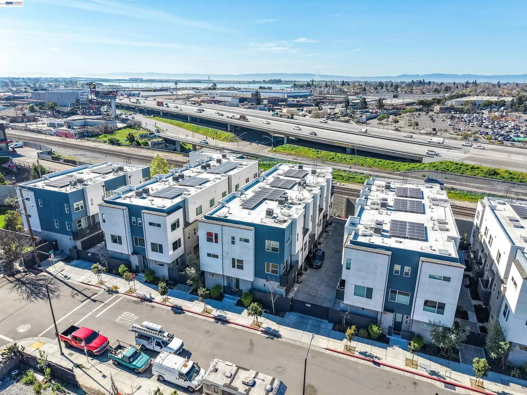 3933 Wattling Street Oakland CA 94601