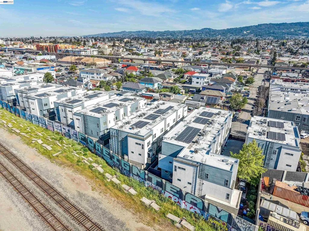 3933 Wattling Street Oakland CA 94601
