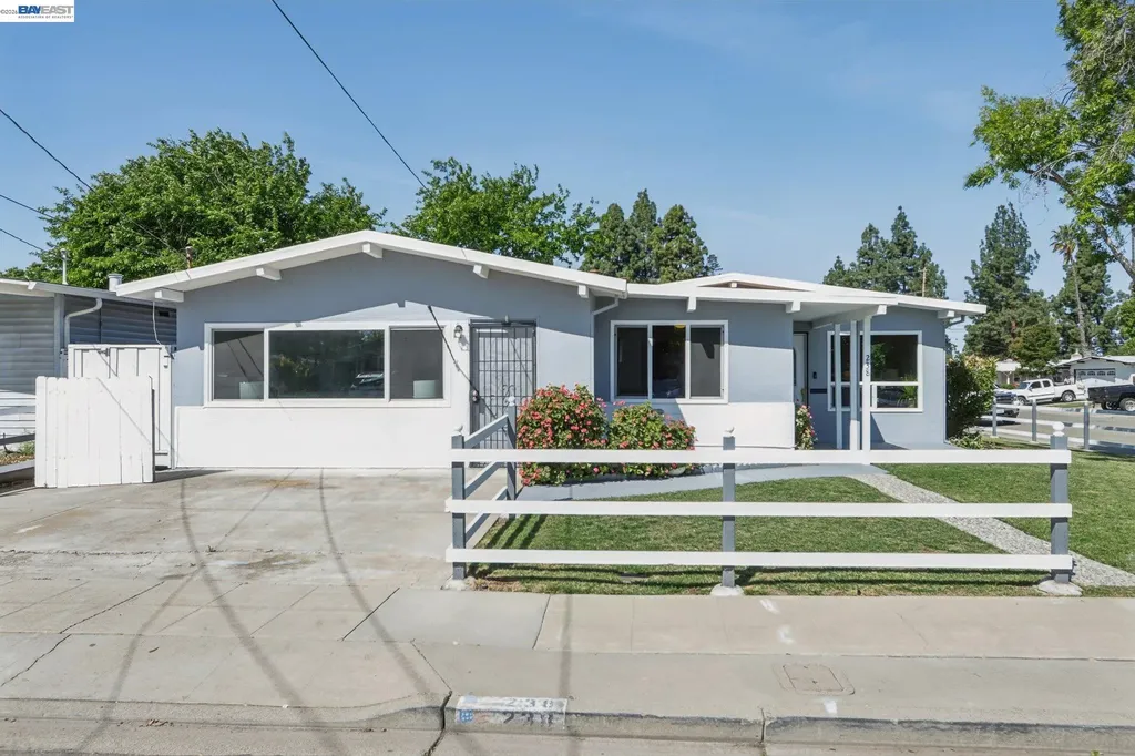 238 Bluebird Avenue Livermore CA 94551