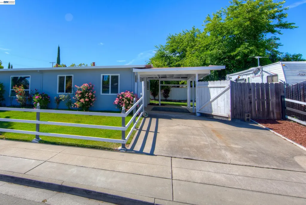 238 Bluebird Avenue Livermore CA 94551