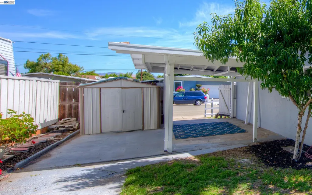 238 Bluebird Avenue Livermore CA 94551