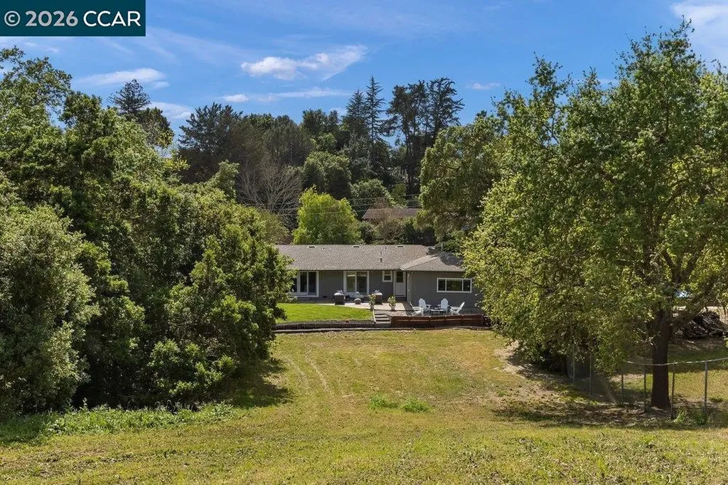 607 Rheem Boulevard Moraga CA 94556