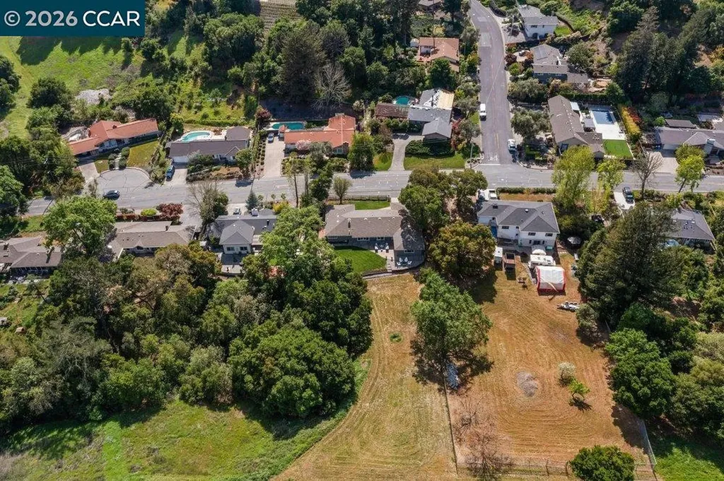 607 Rheem Boulevard Moraga CA 94556