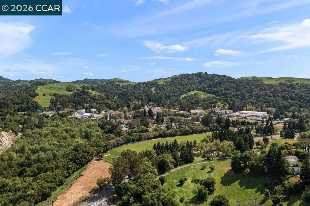 607 Rheem Boulevard Moraga CA 94556