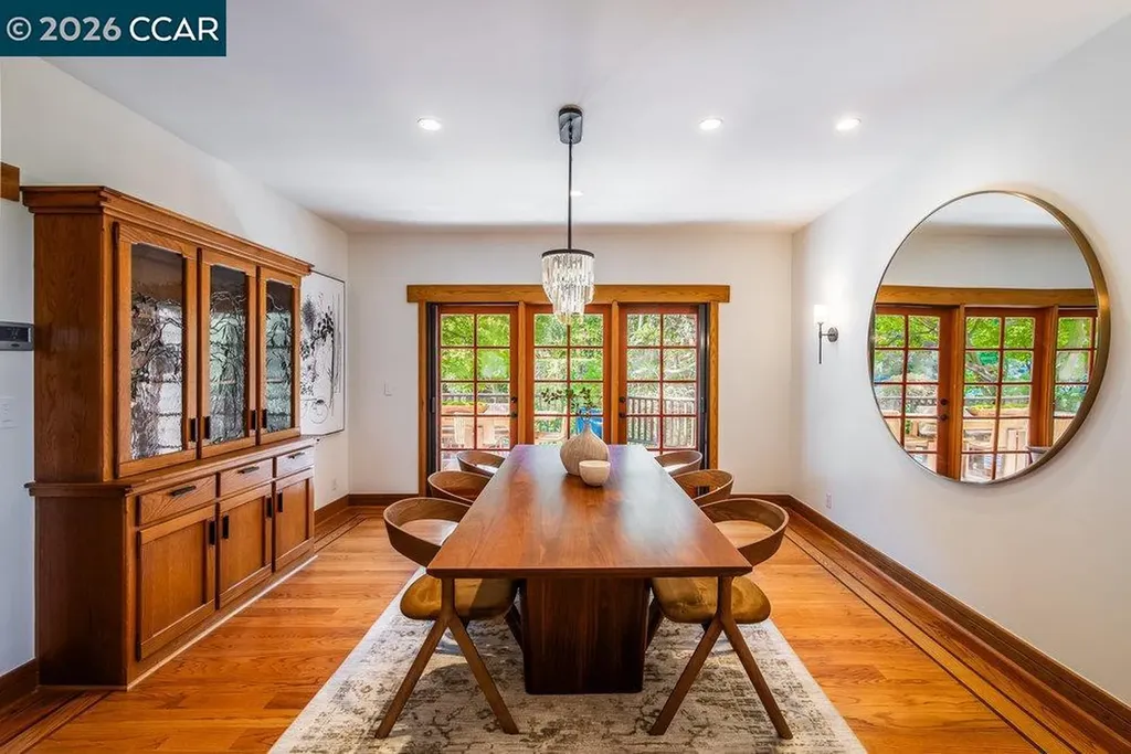 1 Scenic Lane Lafayette CA 94549