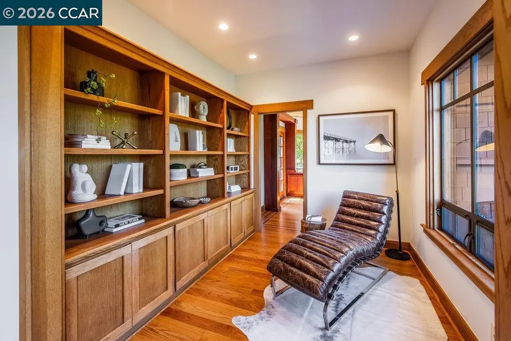1 Scenic Lane Lafayette CA 94549