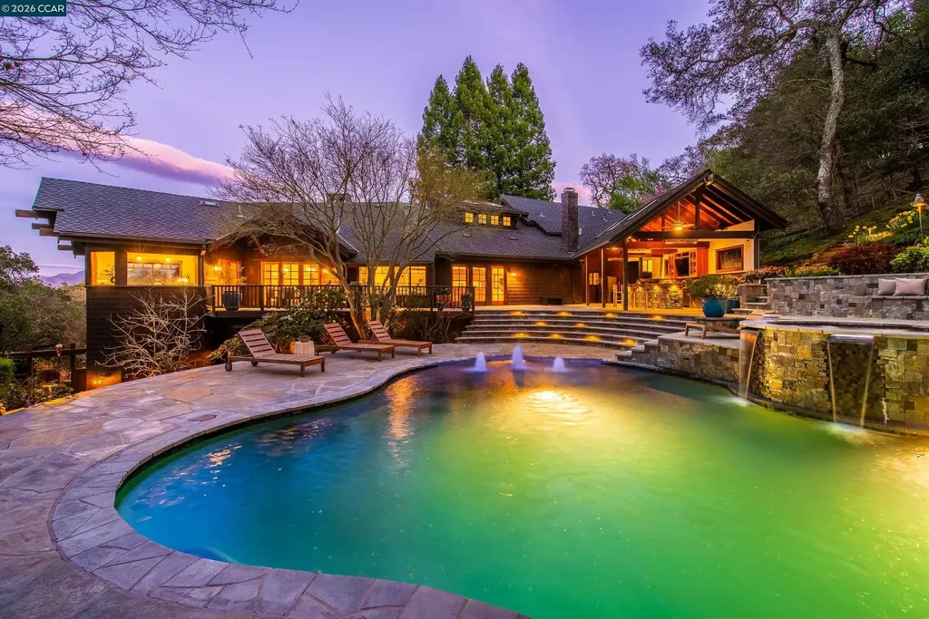 1 Scenic Lane Lafayette CA 94549