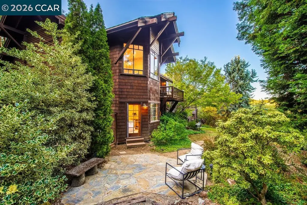 1 Scenic Lane Lafayette CA 94549
