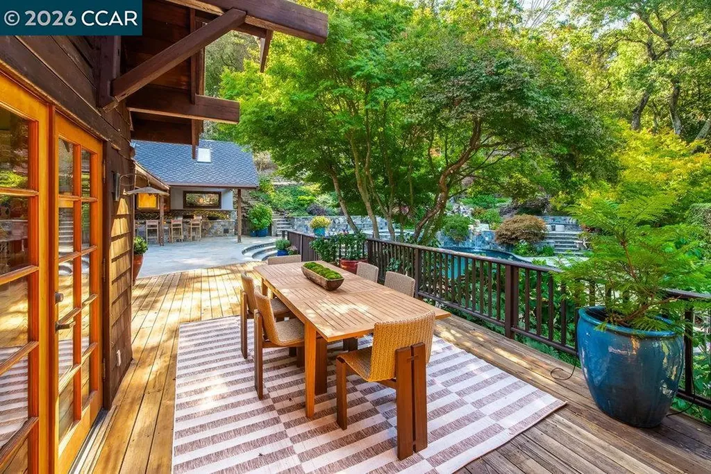 1 Scenic Lane Lafayette CA 94549