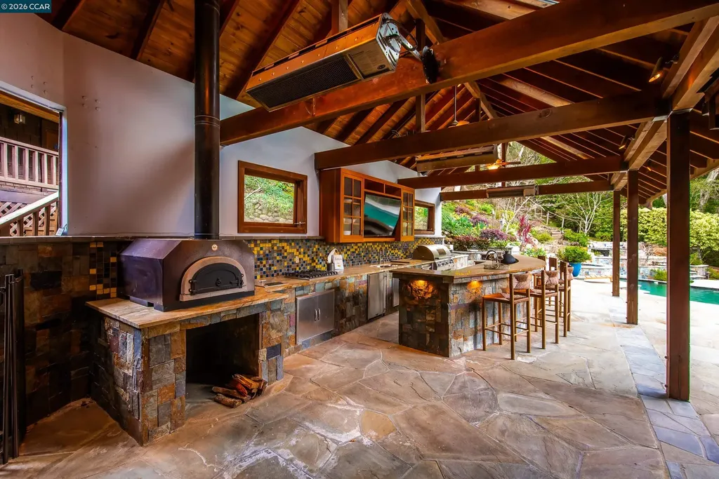 1 Scenic Lane Lafayette CA 94549