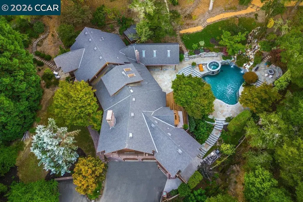 1 Scenic Lane Lafayette CA 94549