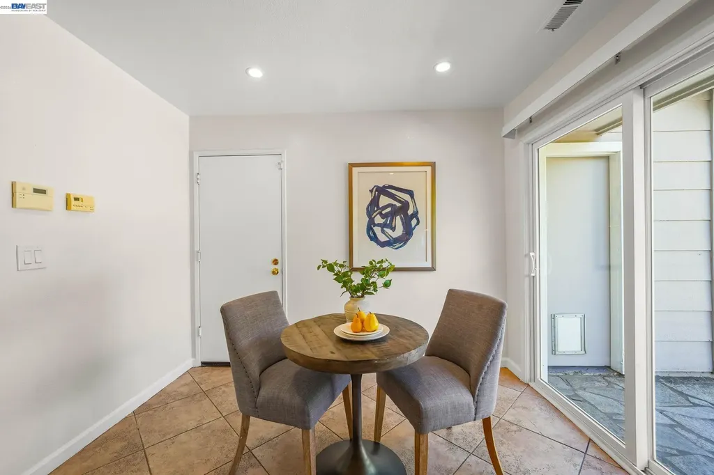 357 Sunnyslope Drive Fremont CA 94536