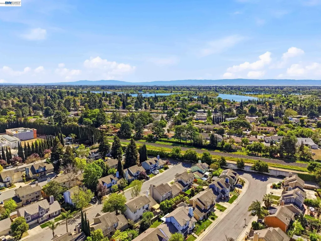 357 Sunnyslope Drive Fremont CA 94536