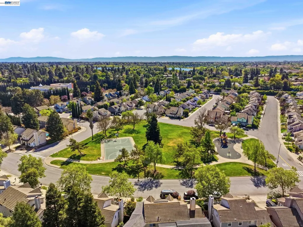 357 Sunnyslope Drive Fremont CA 94536