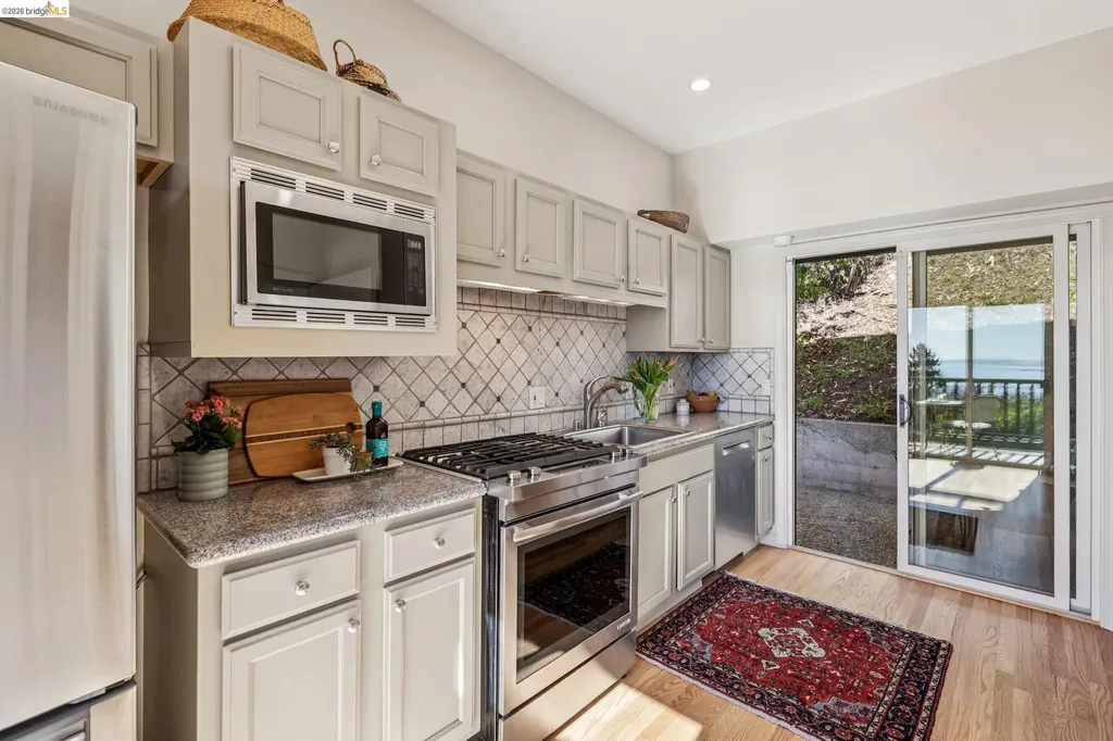 1221 Grizzly Peak Boulevard Berkeley CA 94708