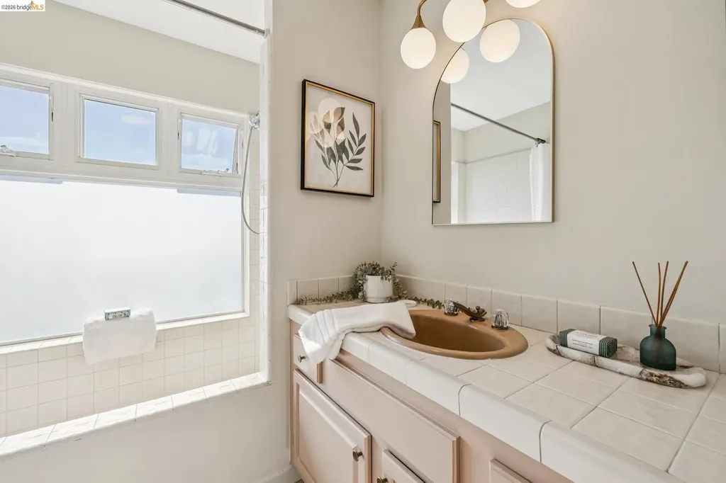 1221 Grizzly Peak Boulevard Berkeley CA 94708
