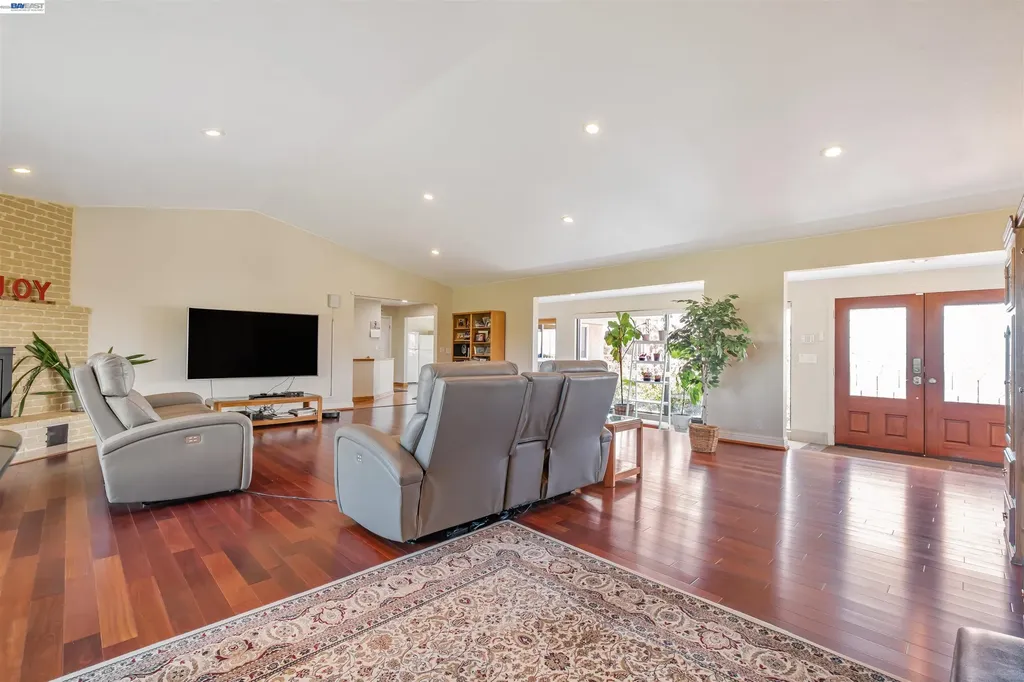 41794 Vargas Road Fremont CA 94539