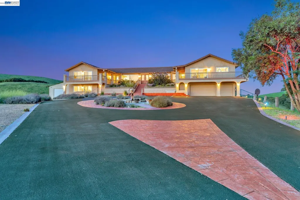 41794 Vargas Road Fremont CA 94539