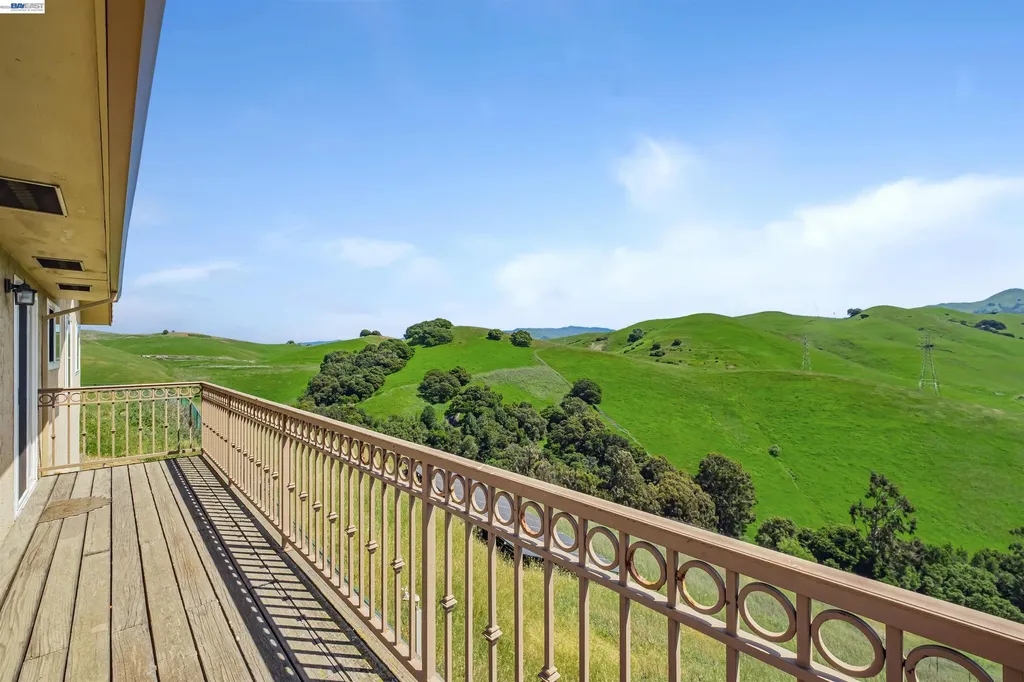 41794 Vargas Road Fremont CA 94539