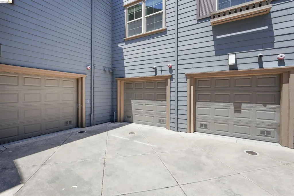 6246 Boulder Lane Oakland CA 94605