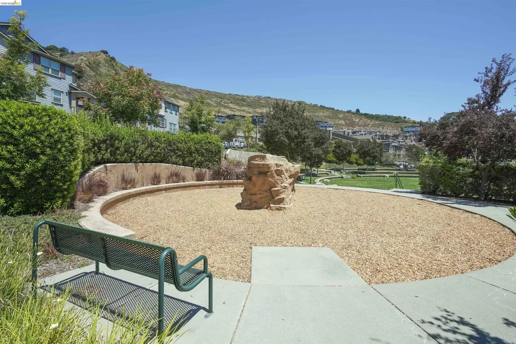6246 Boulder Lane Oakland CA 94605