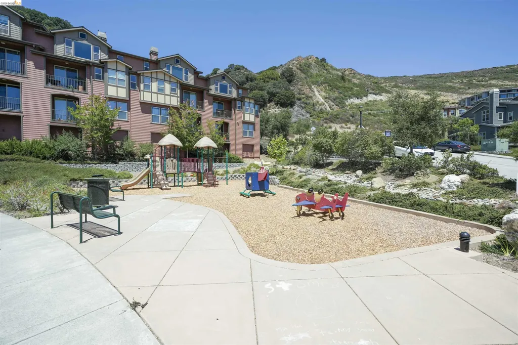 6246 Boulder Lane Oakland CA 94605