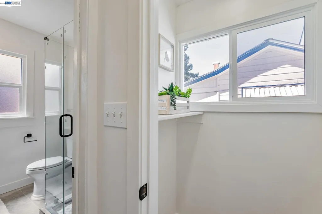 2720 Short Street Oakland CA 94619