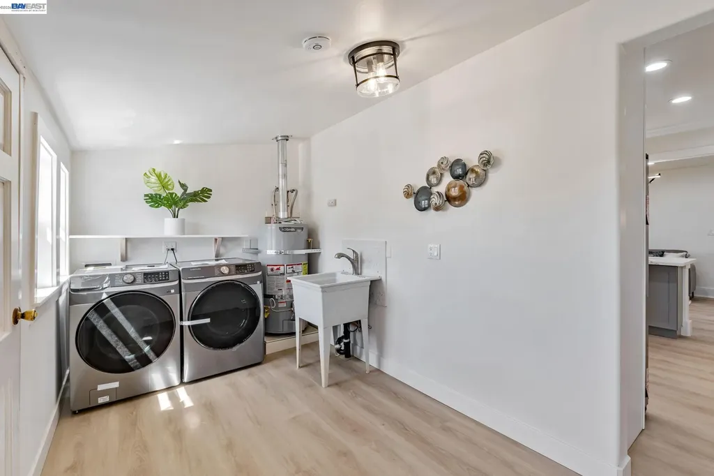 2720 Short Street Oakland CA 94619