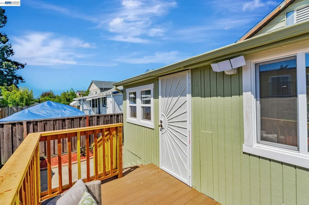 2720 Short Street Oakland CA 94619