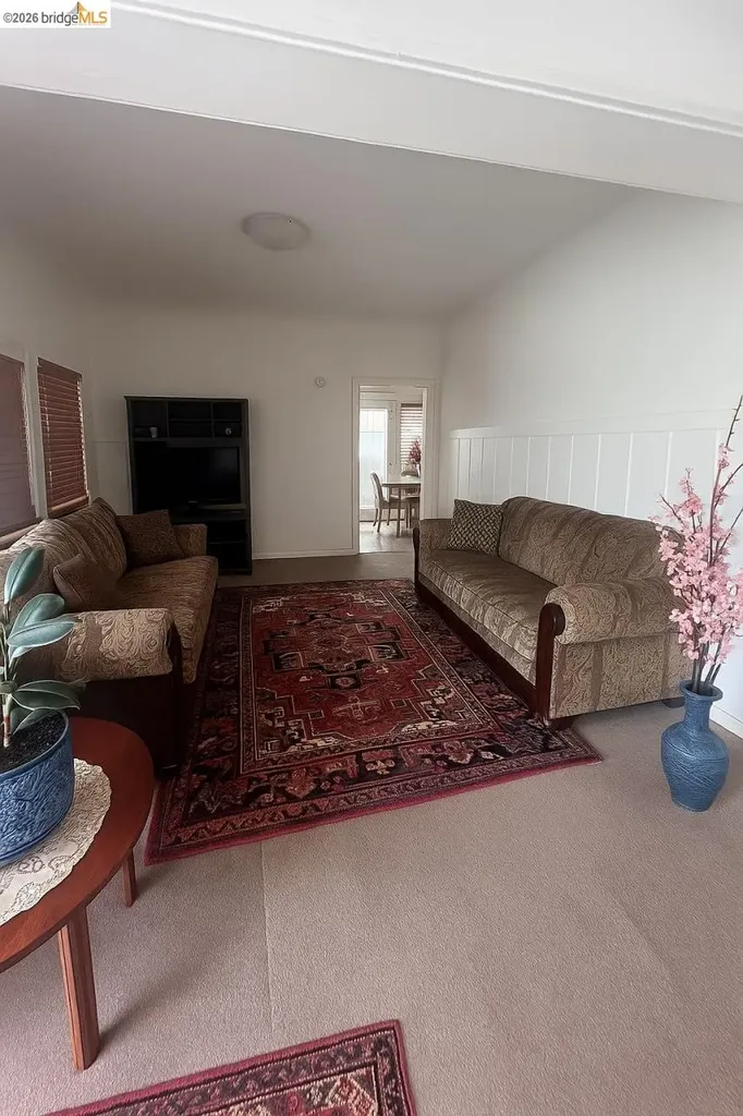 1075 47th Street Emeryville CA 94608