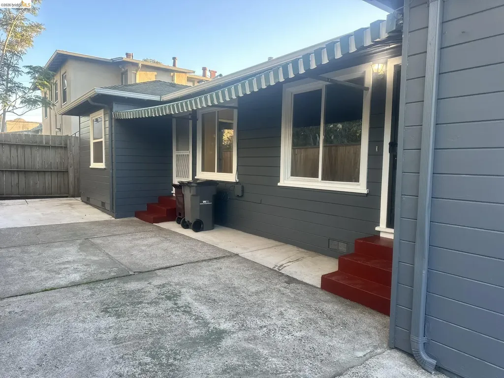 1075 47th Street Emeryville CA 94608