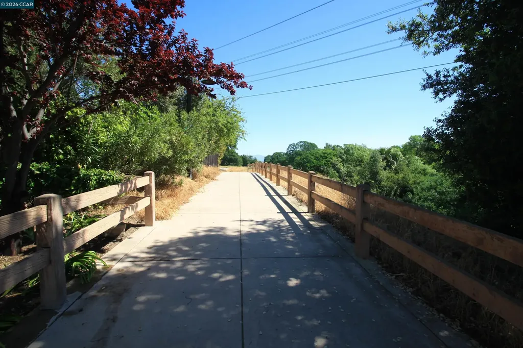 1509 Ashwood Drive Martinez CA 94553