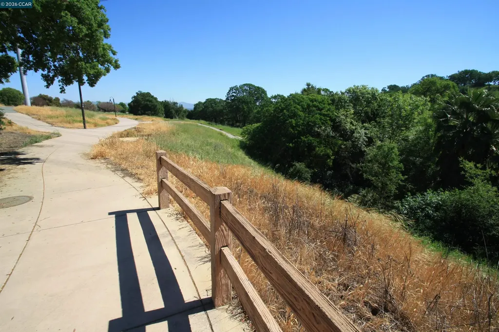1509 Ashwood Drive Martinez CA 94553