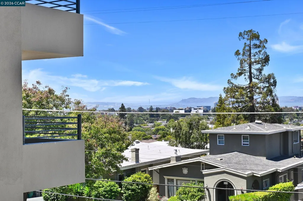 5340 Broadway Terrace Oakland CA 94618