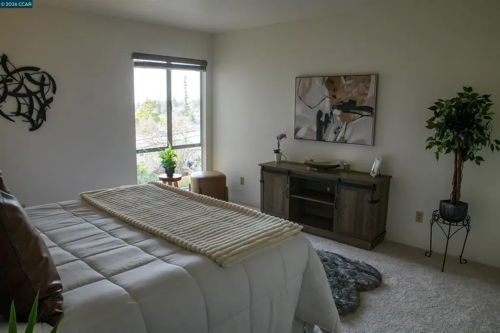 5340 Broadway Terrace Oakland CA 94618
