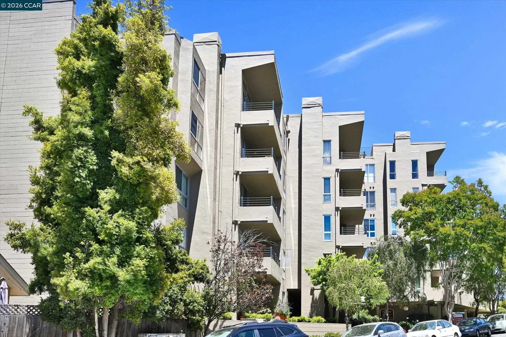 5340 Broadway Terrace Oakland CA 94618