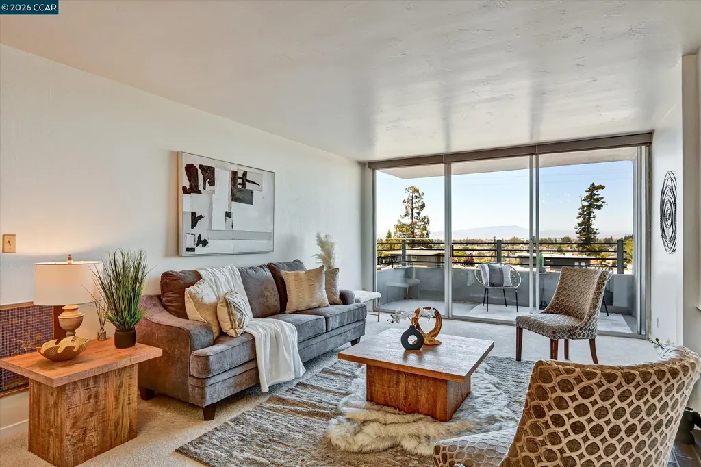 5340 Broadway Terrace Oakland CA 94618