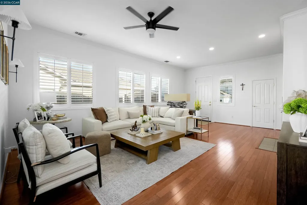 1633 Savannah Lane Suisun City CA 94585