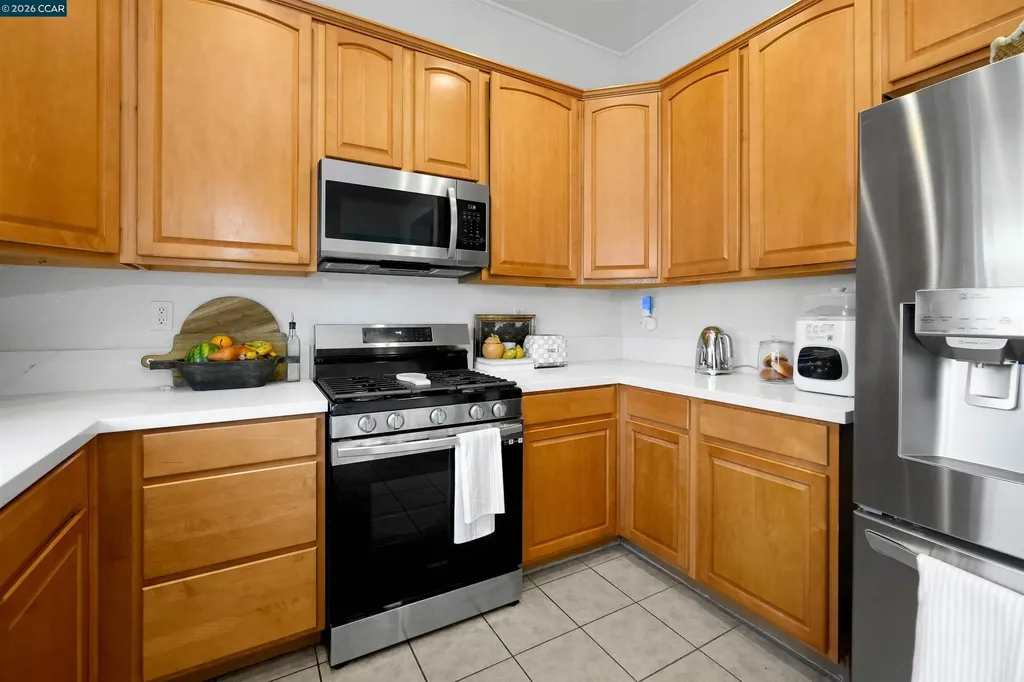 1633 Savannah Lane Suisun City CA 94585