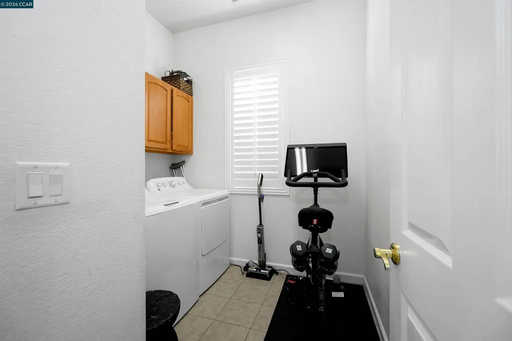 1633 Savannah Lane Suisun City CA 94585