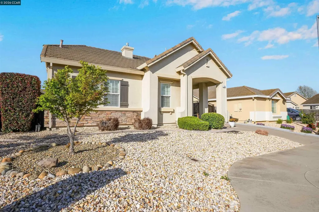 1633 Savannah Lane Suisun City CA 94585